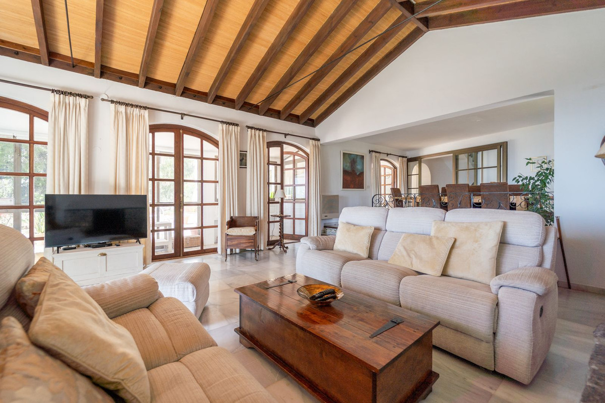 Detached Villa for sale in Mijas | 4 bedrooms H5005570