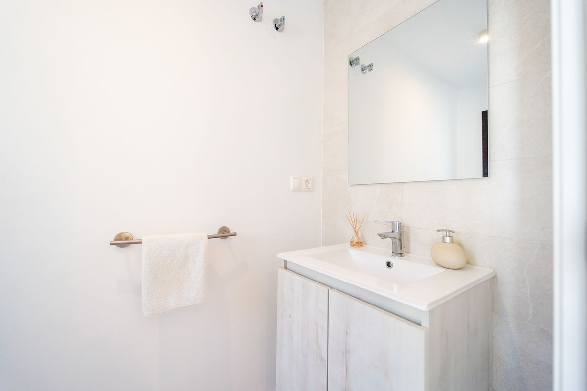 Detached Villa for sale in Mijas | 4 bedrooms H5005570