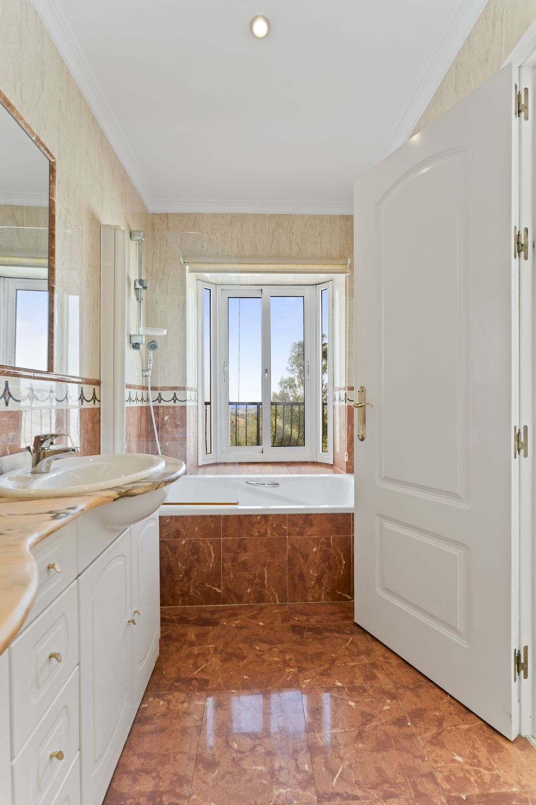 Property main view 31