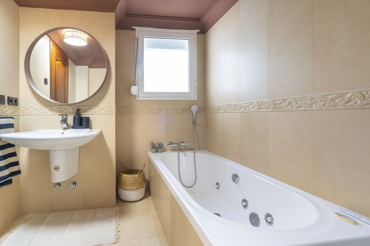 Property main view 40