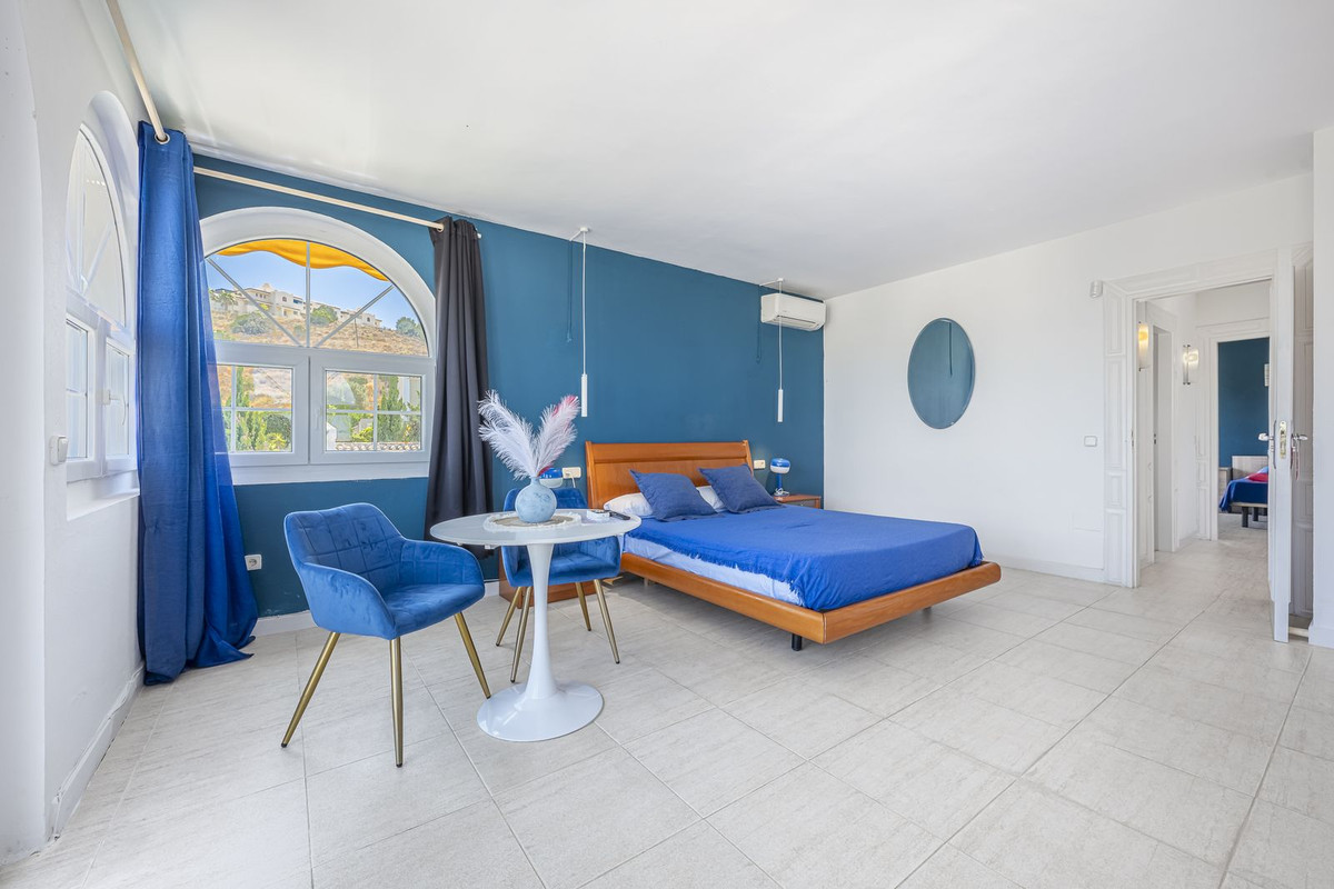 Penthouse te koop in Mijas | 5 slaapkamers H5432395