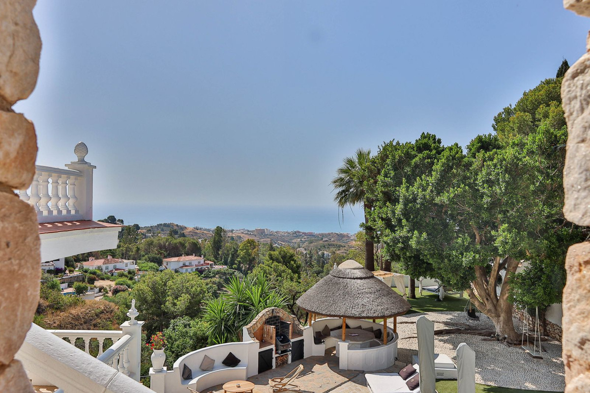 Appartement te koop in Mijas | 11 slaapkamers H5444968