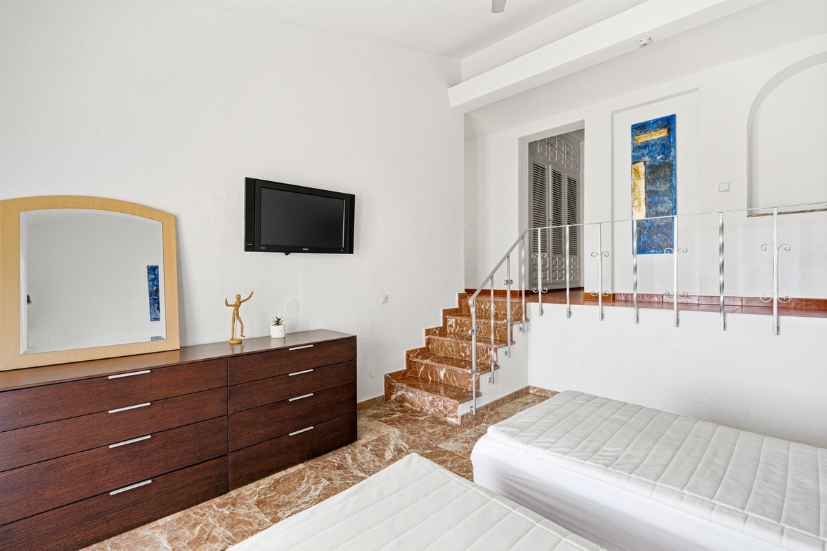 Appartement te koop in Mijas | 7 slaapkamers H5464135