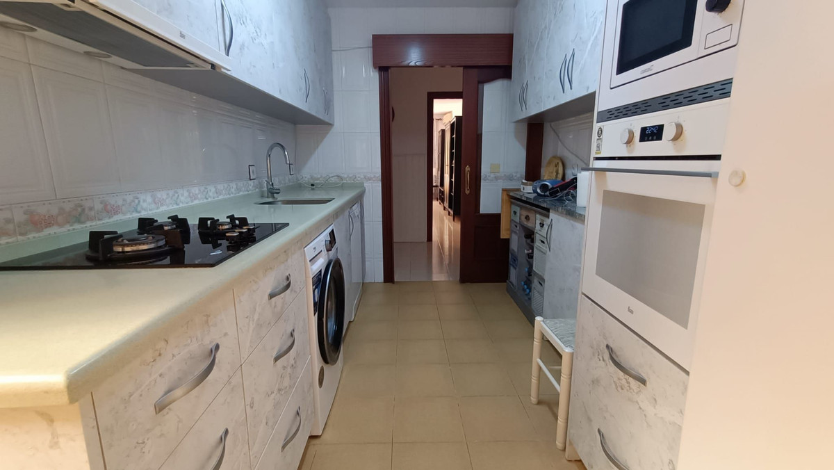 Begane grond appartement in Mijas Costa-14