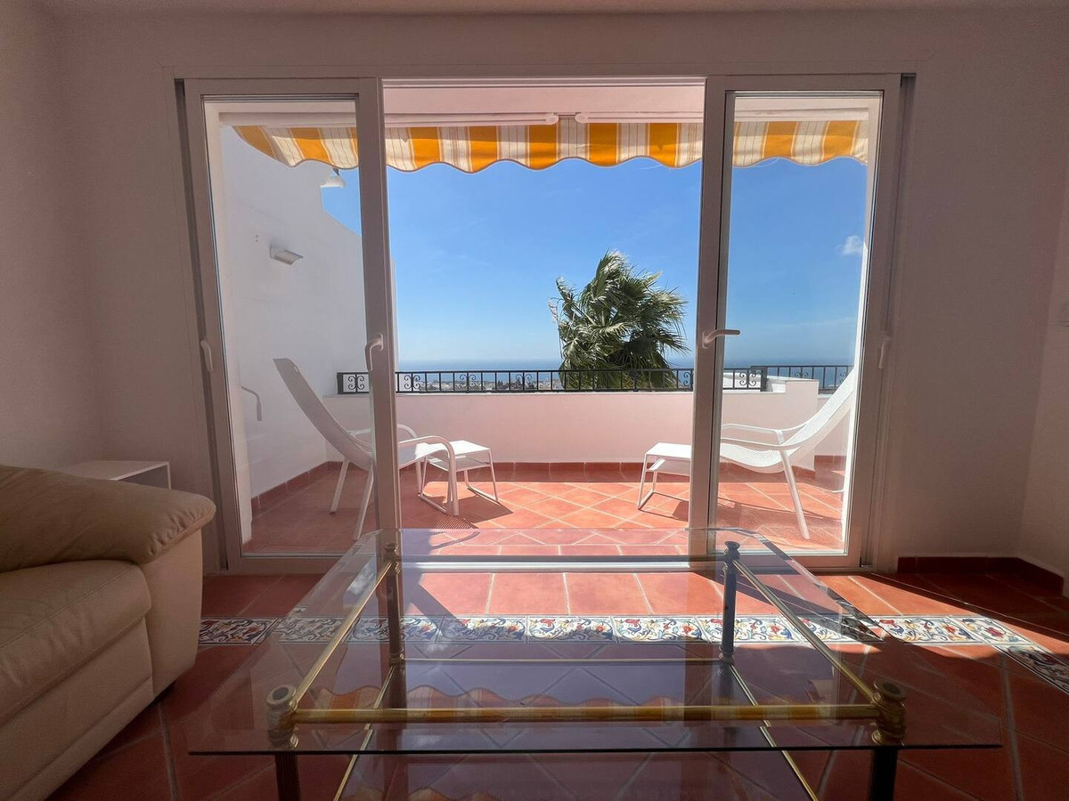 Appartement te koop in Calahonda | 4 slaapkamers H5076535