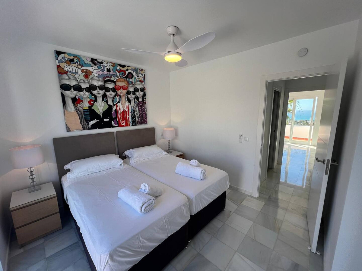 Appartement te koop in Calahonda | 4 slaapkamers H5076535