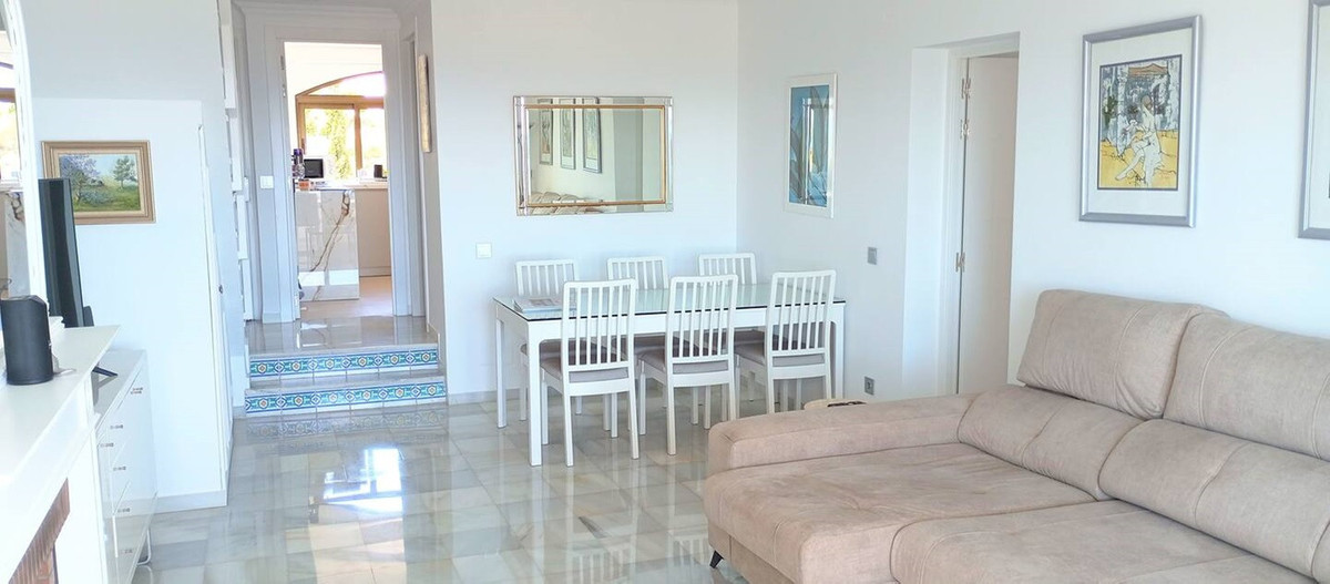 Appartement te koop in Calahonda | 4 slaapkamers H5076535