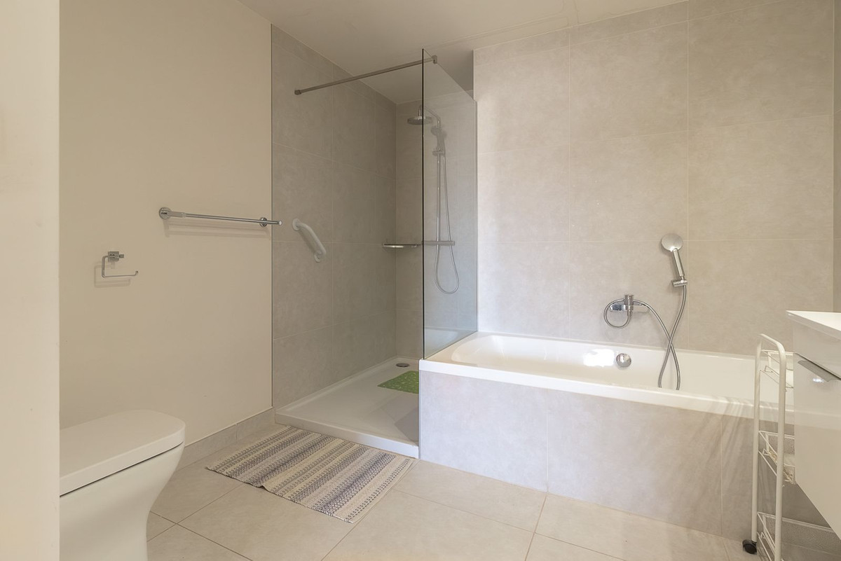 Appartement te koop in Mijas Costa | 3 slaapkamers H5080765