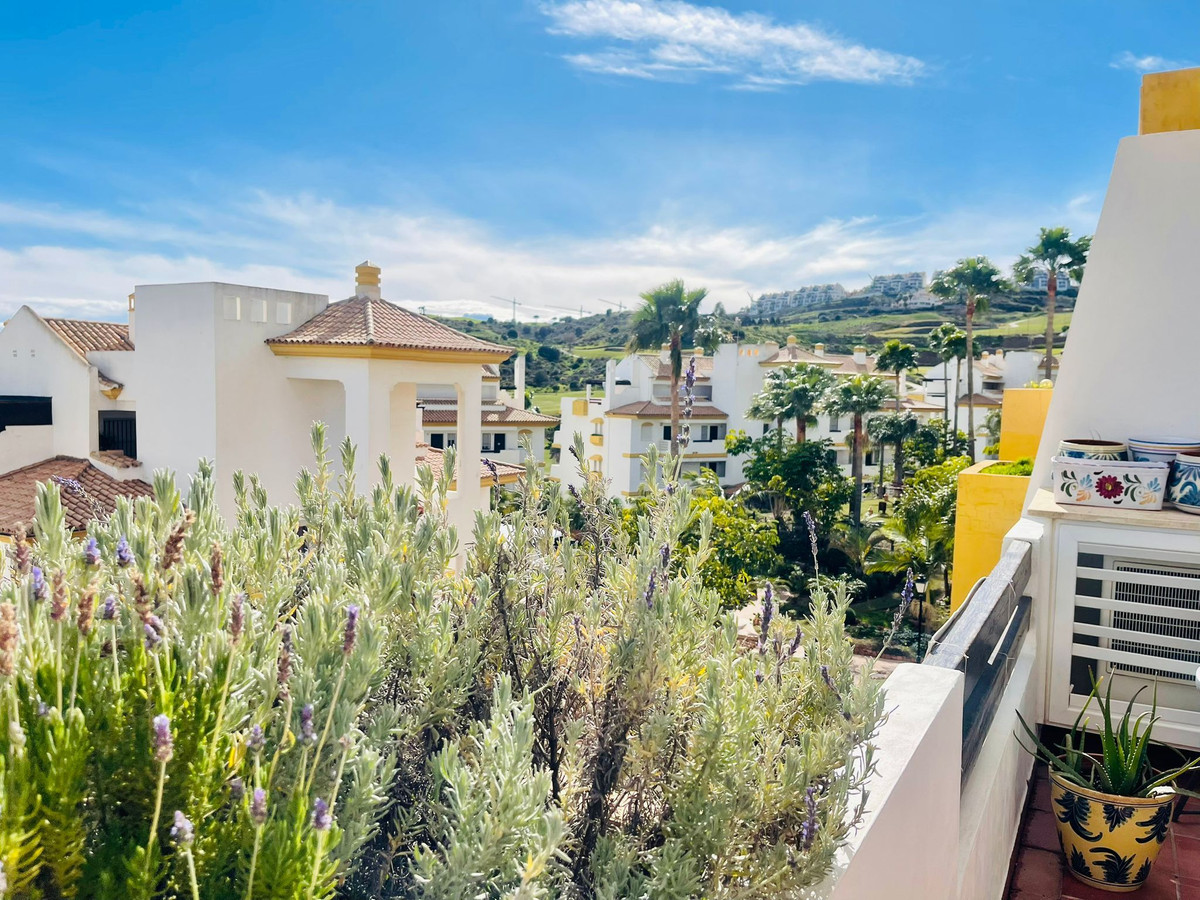 Apartment for sale in Mijas Costa | 2 bedrooms H5104624