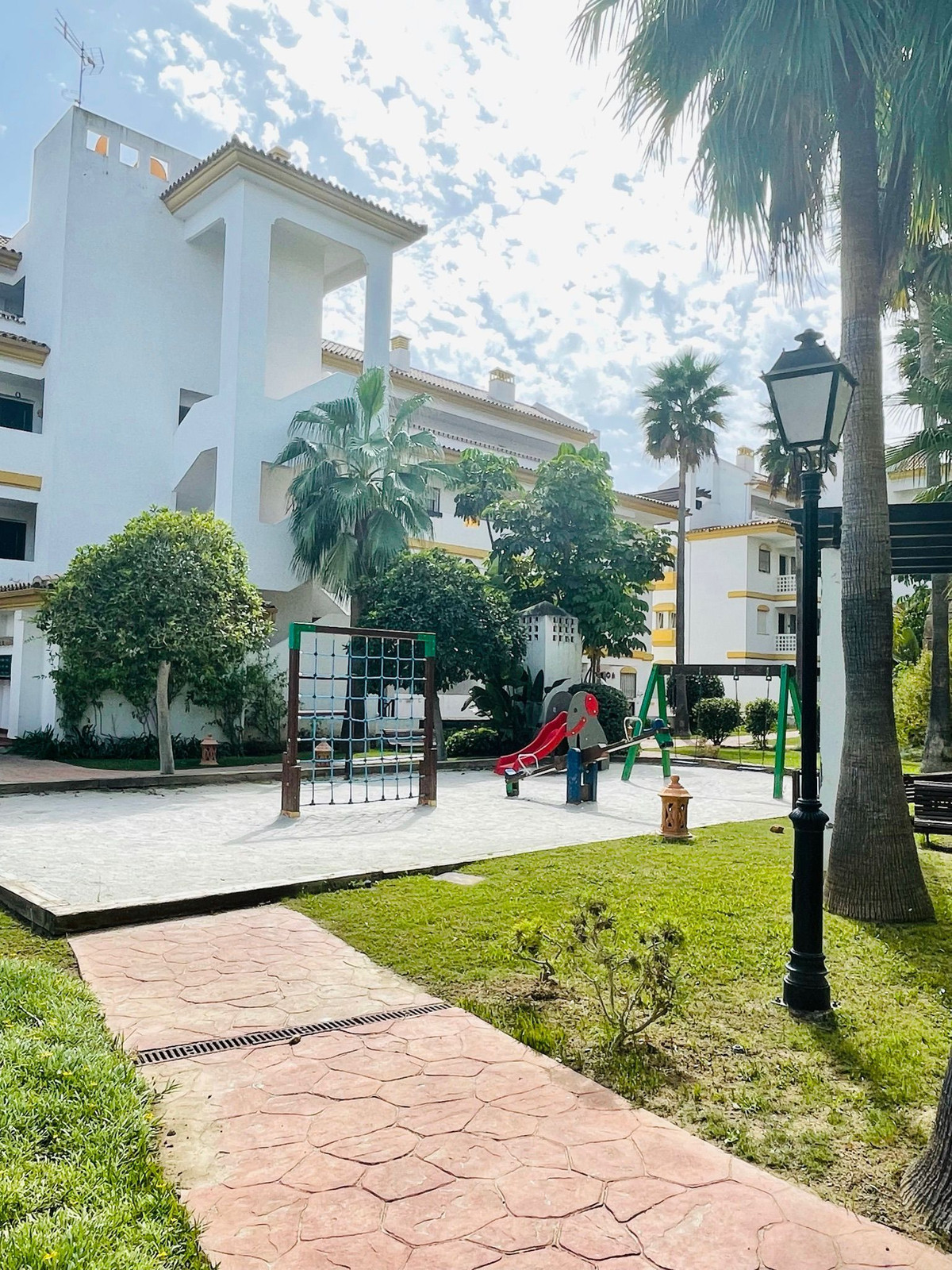 Apartment for sale in Mijas Costa | 2 bedrooms H5104624