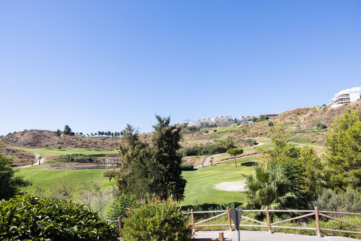 Apartment for sale in Mijas Costa | 2 bedrooms H5104624