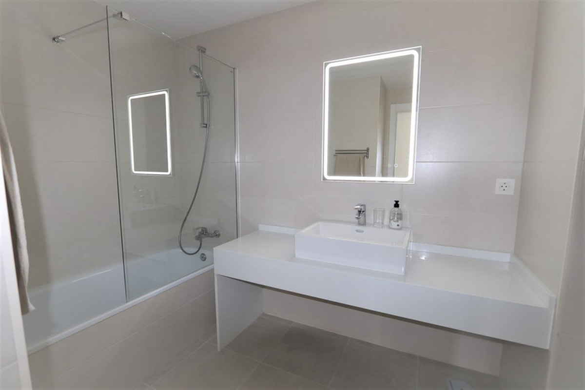 Appartement te koop in Mijas Costa | 3 slaapkamers H5115463
