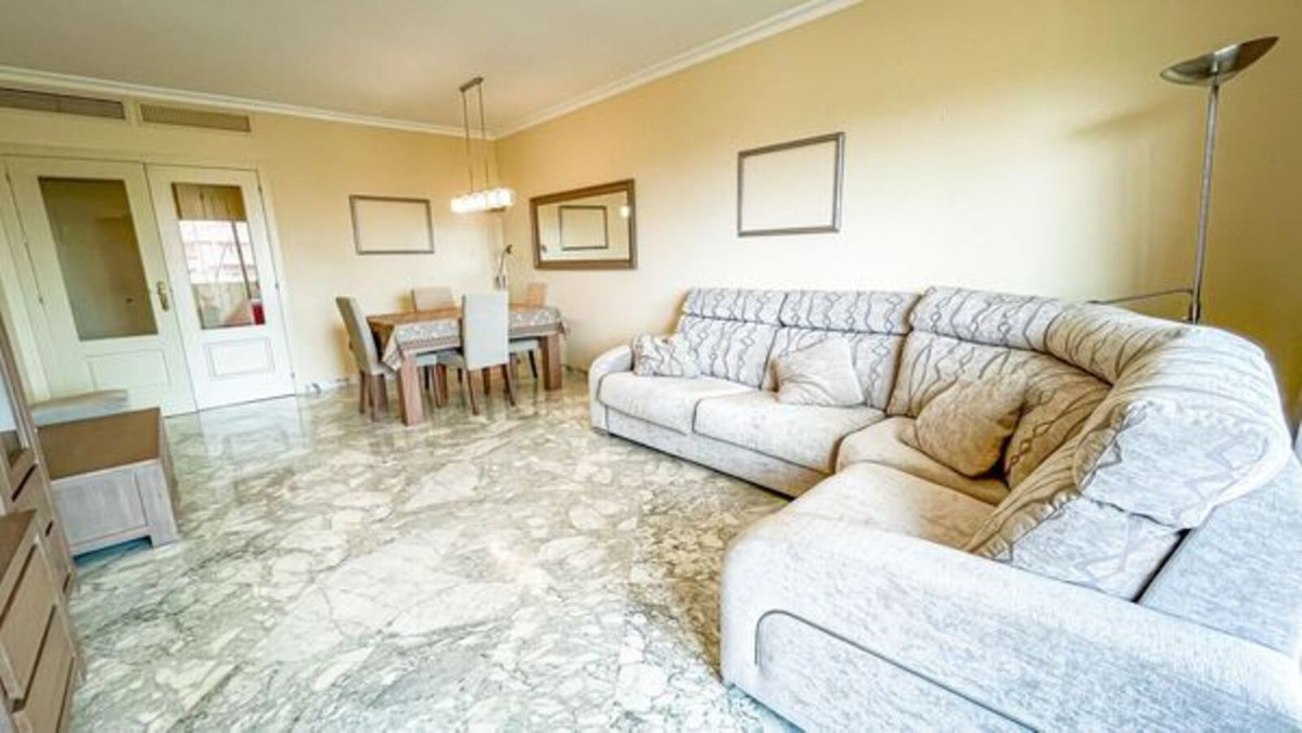 Appartement te koop in Mijas Costa | 2 slaapkamers H5116228