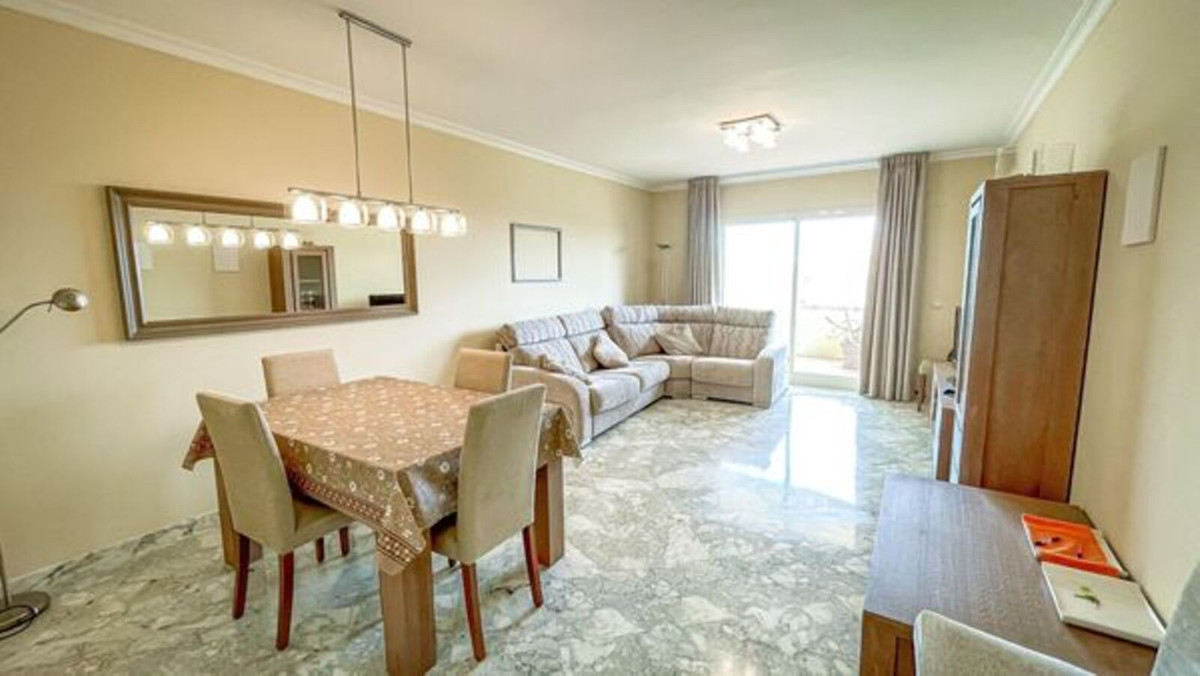 Appartement te koop in Mijas Costa | 2 slaapkamers H5116228