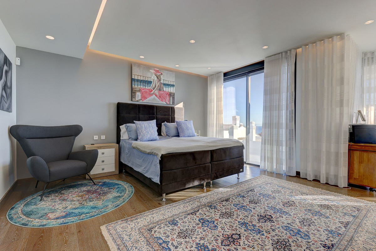 Appartement te koop in Mijas Costa | 5 slaapkamers H5118007