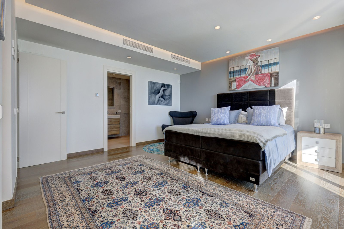 Appartement te koop in Mijas Costa | 5 slaapkamers H5118007