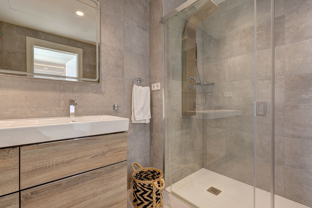Appartement te koop in Mijas Costa | 5 slaapkamers H5118007