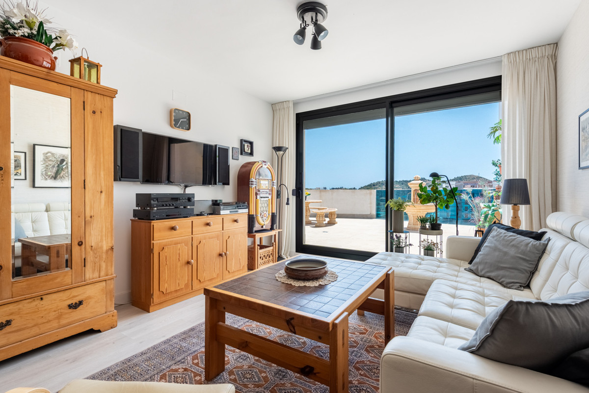 Penthouse te koop in Mijas Costa | 3 slaapkamers H5123236