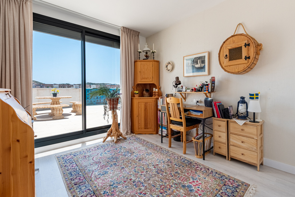 Penthouse te koop in Mijas Costa | 3 slaapkamers H5123236