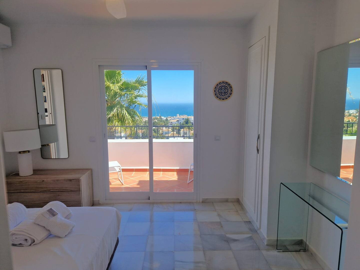 Appartement te koop in Mijas Costa | 4 slaapkamers H5257222