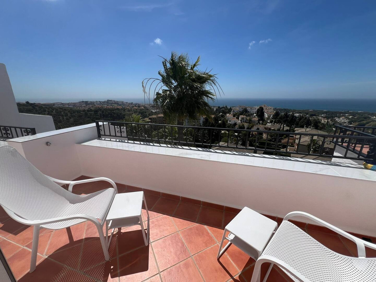 Appartement te koop in Mijas Costa | 4 slaapkamers H5257222