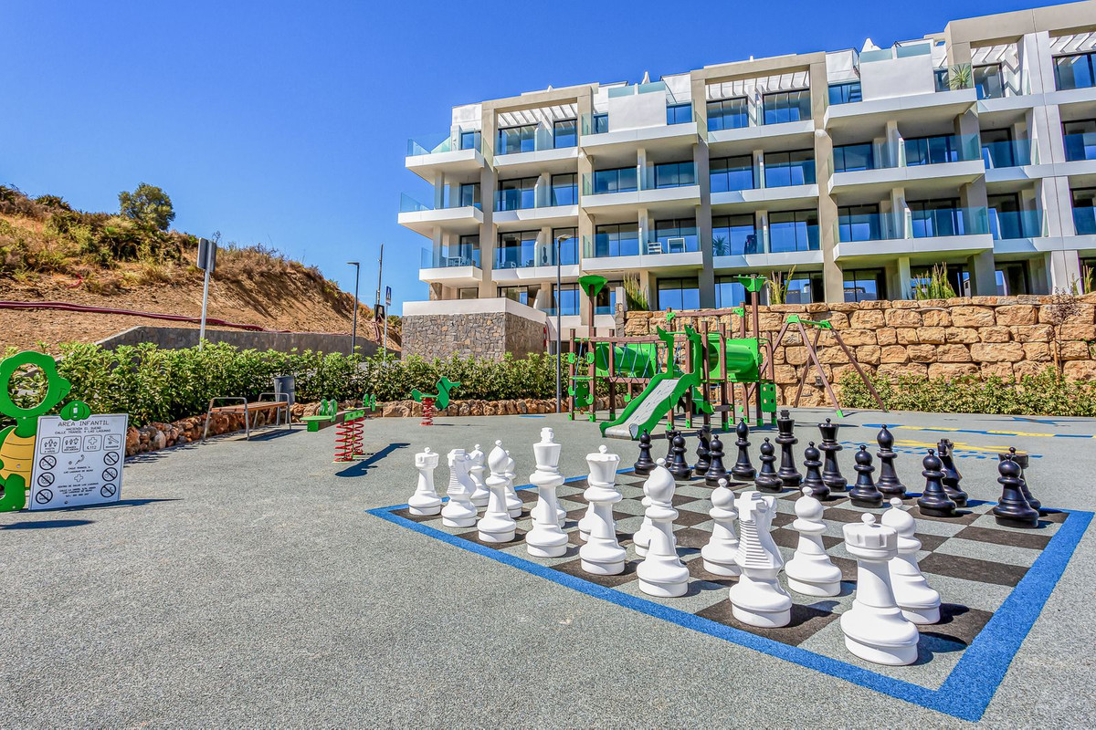 Appartement te koop in Mijas Costa | 4 slaapkamers H5293564