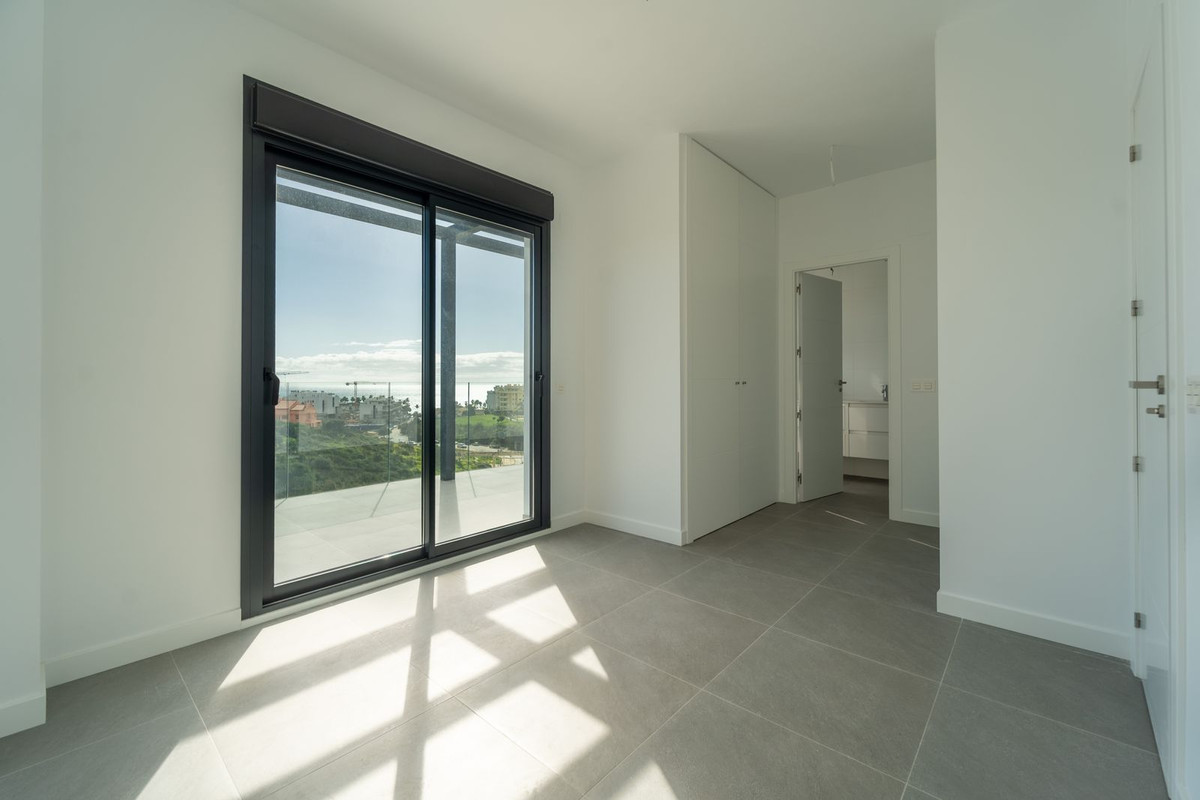 Appartement te koop in Mijas Costa | 2 slaapkamers H5304940