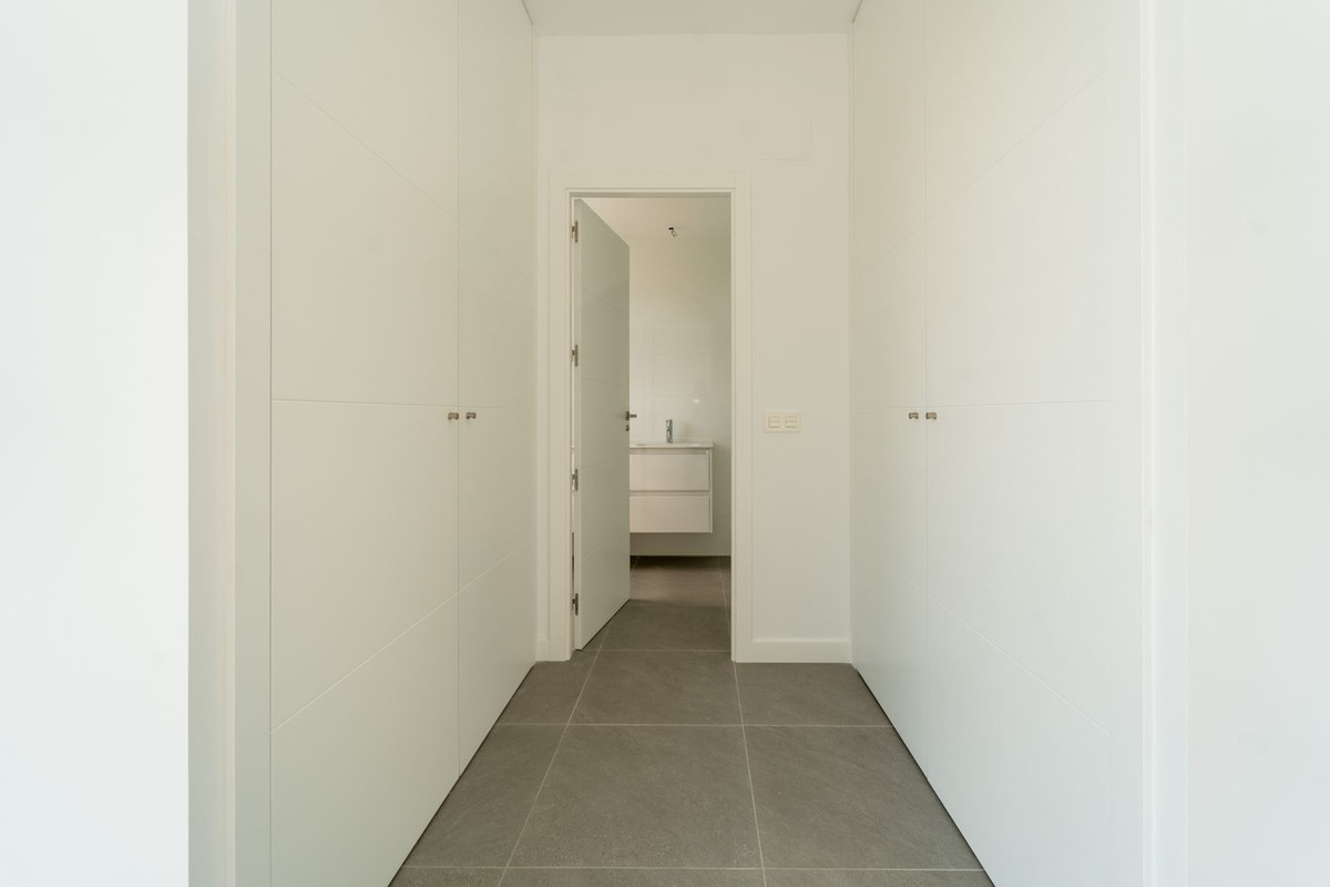 Appartement te koop in Mijas Costa | 2 slaapkamers H5304940