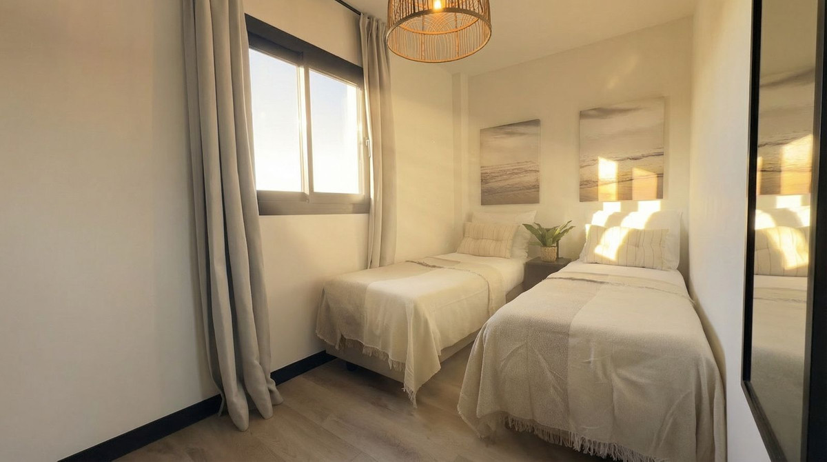 Appartement te koop in Mijas Costa | 4 slaapkamers H5315194