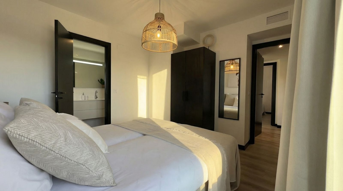 Appartement te koop in Mijas Costa | 4 slaapkamers H5315194