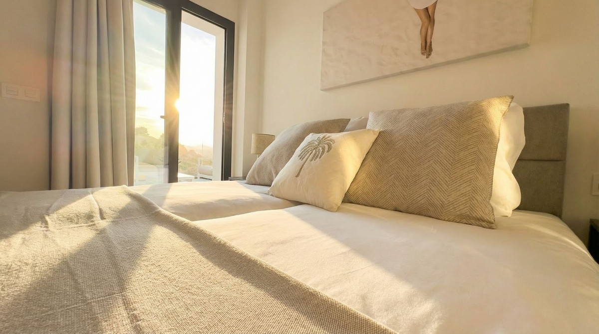 Appartement te koop in Mijas Costa | 4 slaapkamers H5315194