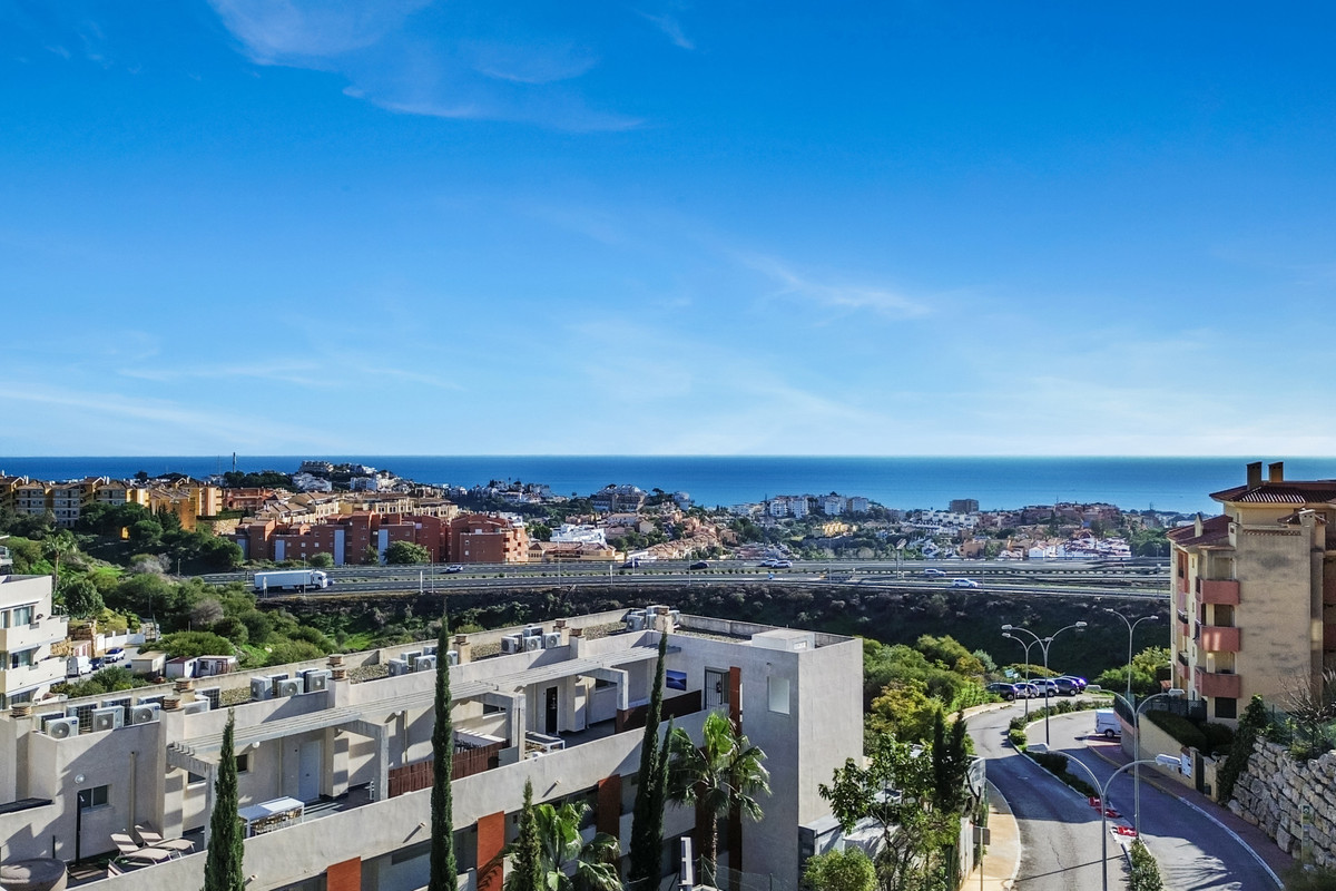 Penthouse te koop in Mijas Costa | 3 slaapkamers H5318803