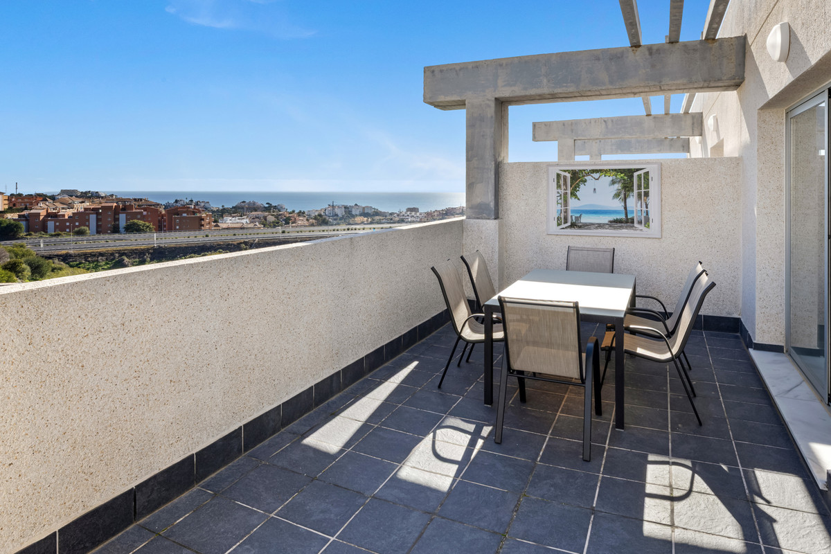 Penthouse te koop in Mijas Costa | 3 slaapkamers H5318803