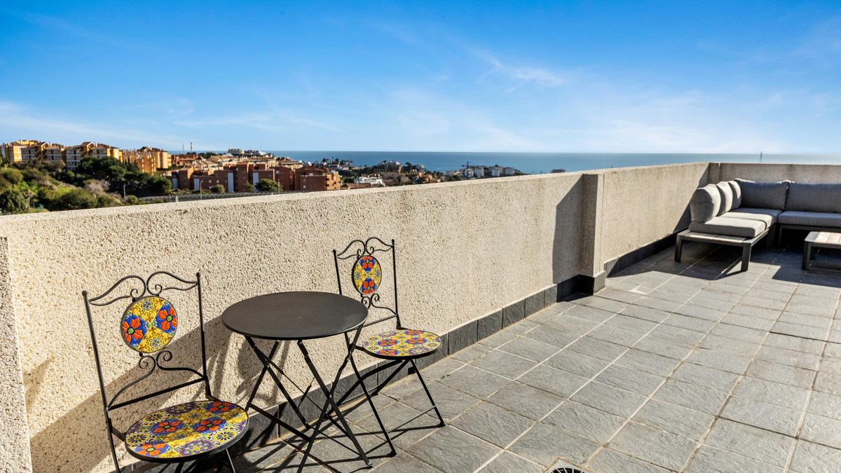 Penthouse te koop in Mijas Costa | 2 slaapkamers H5318806