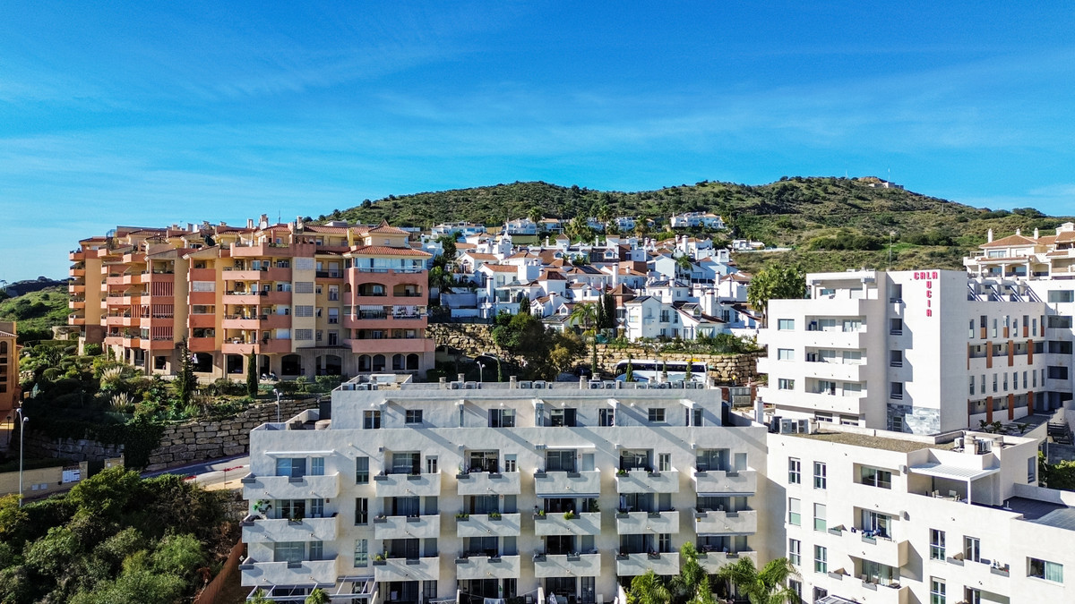 Penthouse te koop in Mijas Costa | 2 slaapkamers H5318806