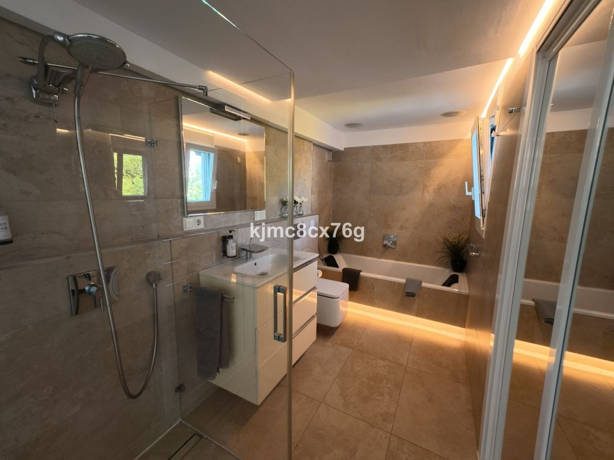 Penthouse te koop in Mijas Costa | 1 slaapkamers H5335363