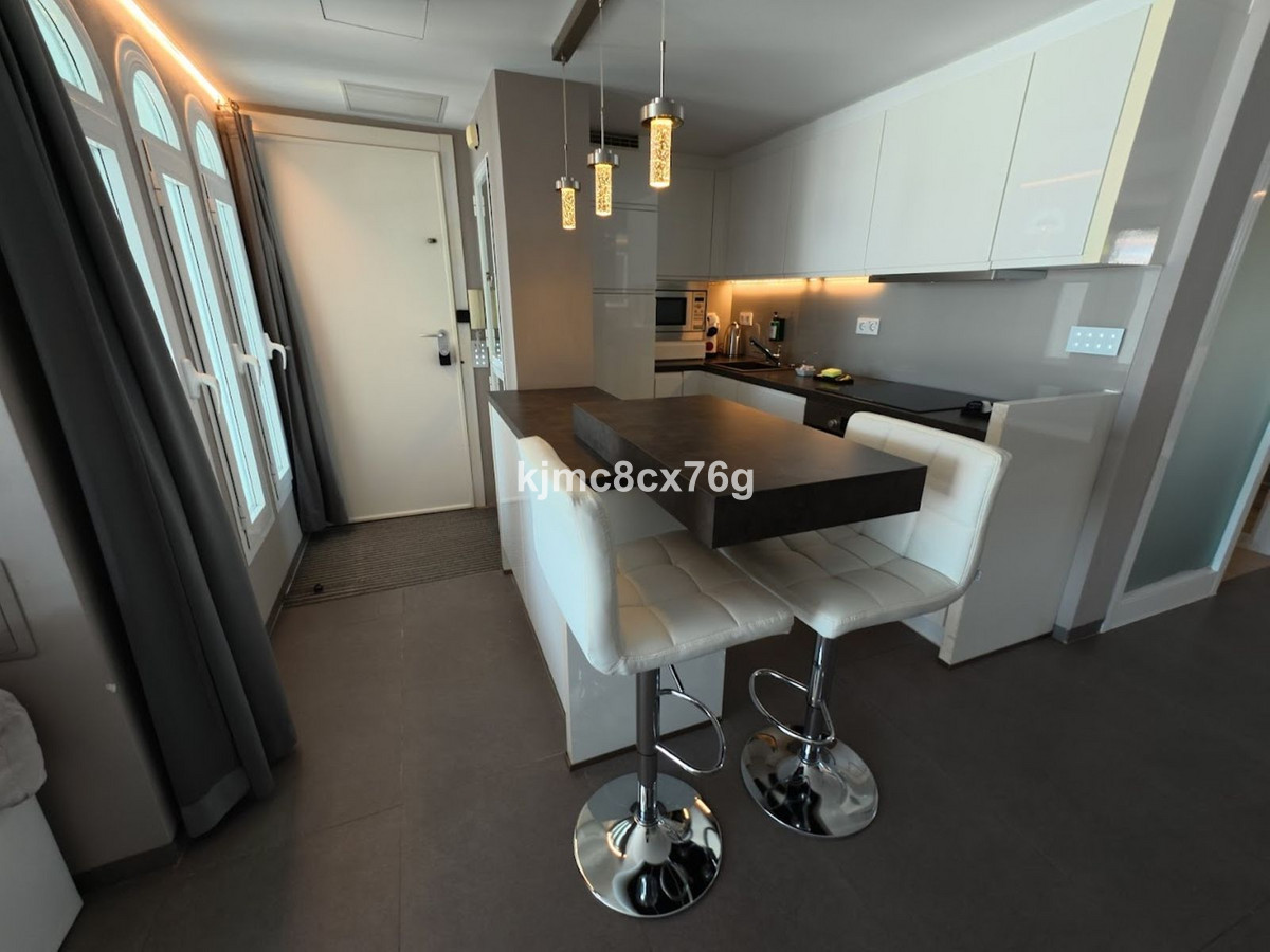 Penthouse te koop in Mijas Costa | 1 slaapkamers H5335363