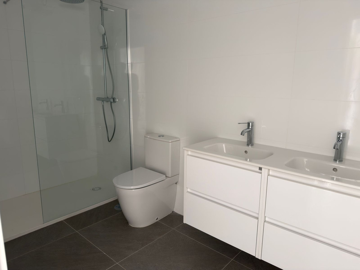 Appartement te koop in Mijas Costa | 2 slaapkamers H5357440