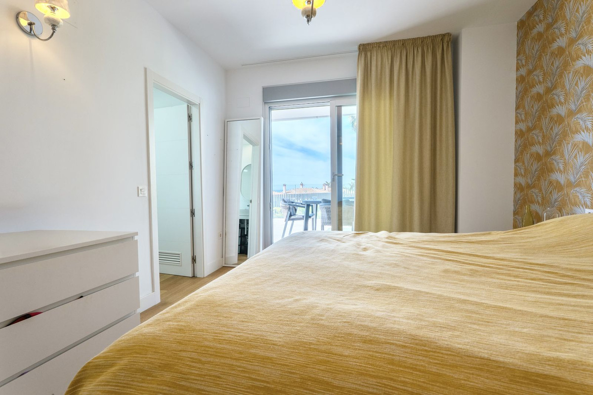 Appartement te koop in Mijas Costa | 4 slaapkamers H5374888
