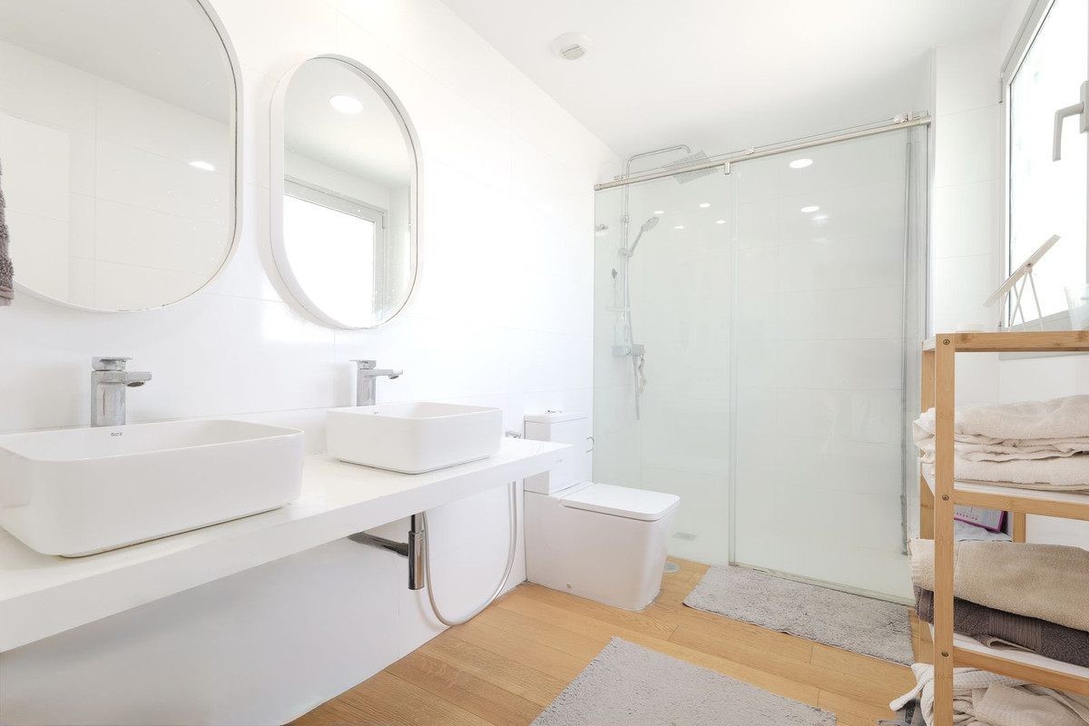 Appartement te koop in Mijas Costa | 4 slaapkamers H5374888