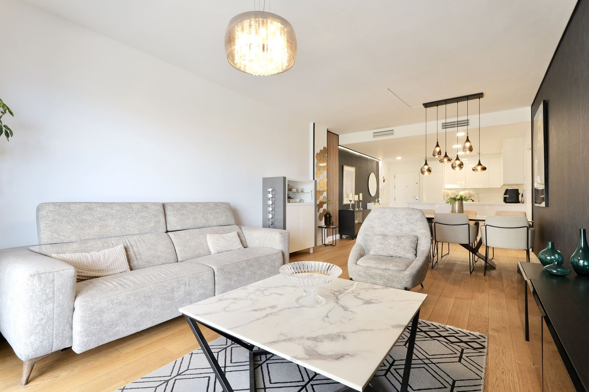 Appartement te koop in Mijas Costa | 4 slaapkamers H5374888