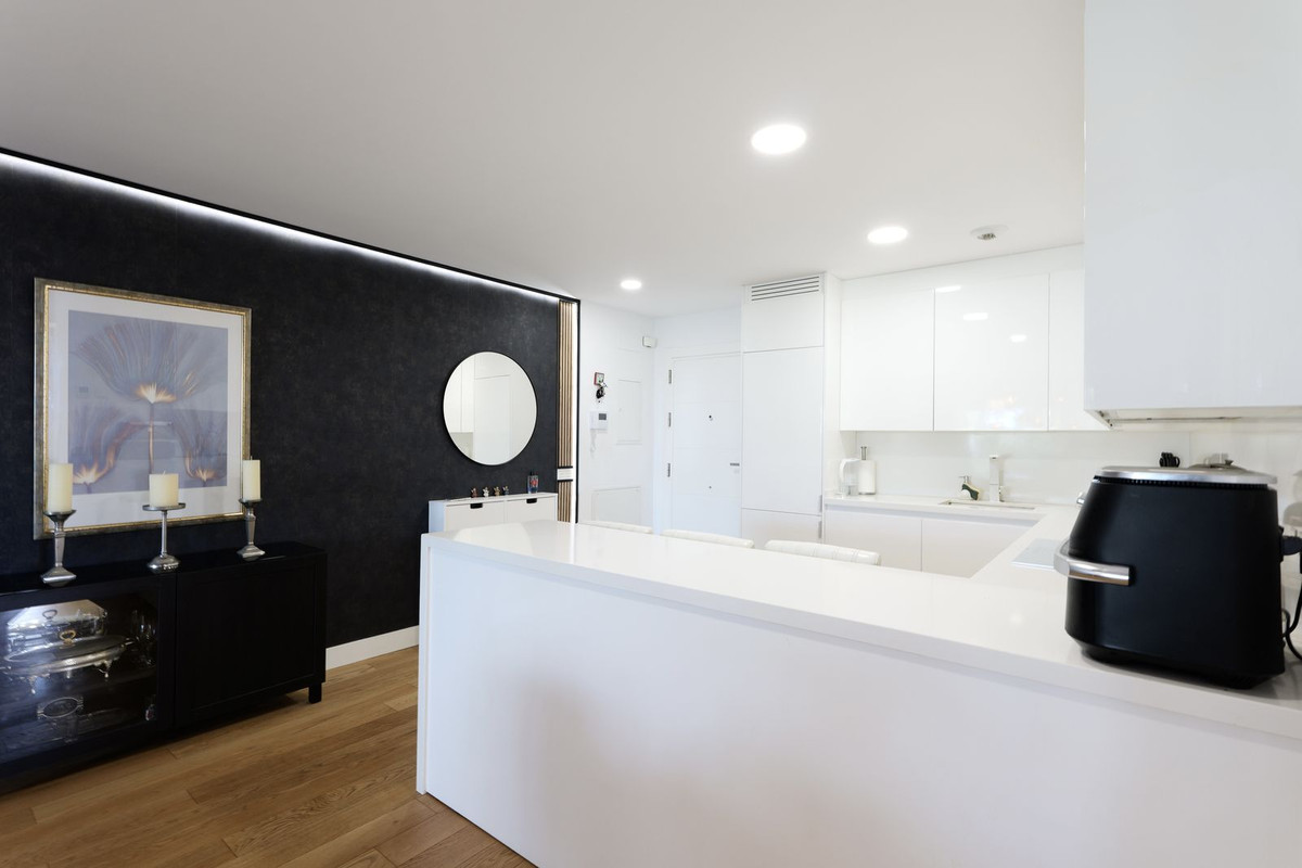 Appartement te koop in Mijas Costa | 4 slaapkamers H5374888