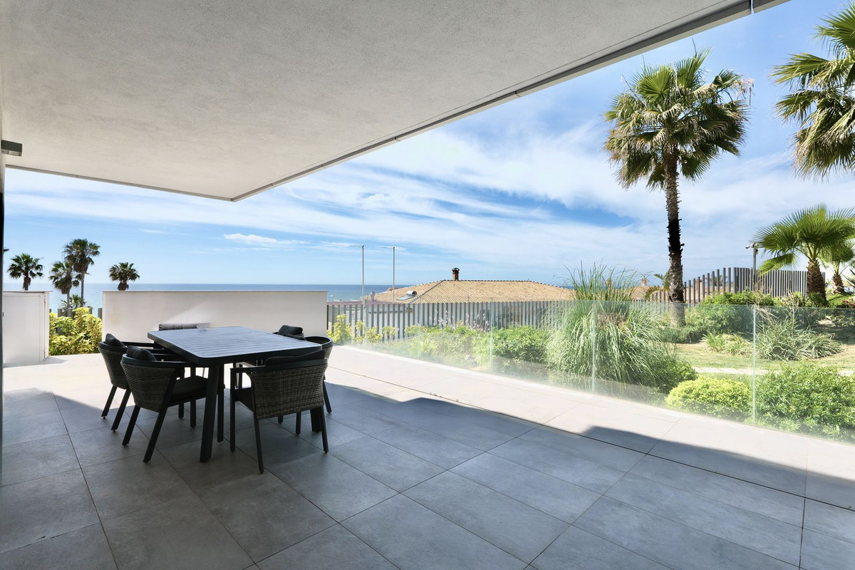 Appartement te koop in Mijas Costa | 4 slaapkamers H5374888