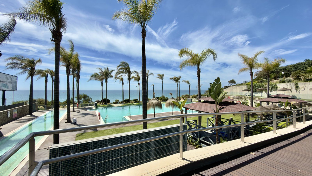 Appartement te koop in Mijas Costa | 4 slaapkamers H5374888