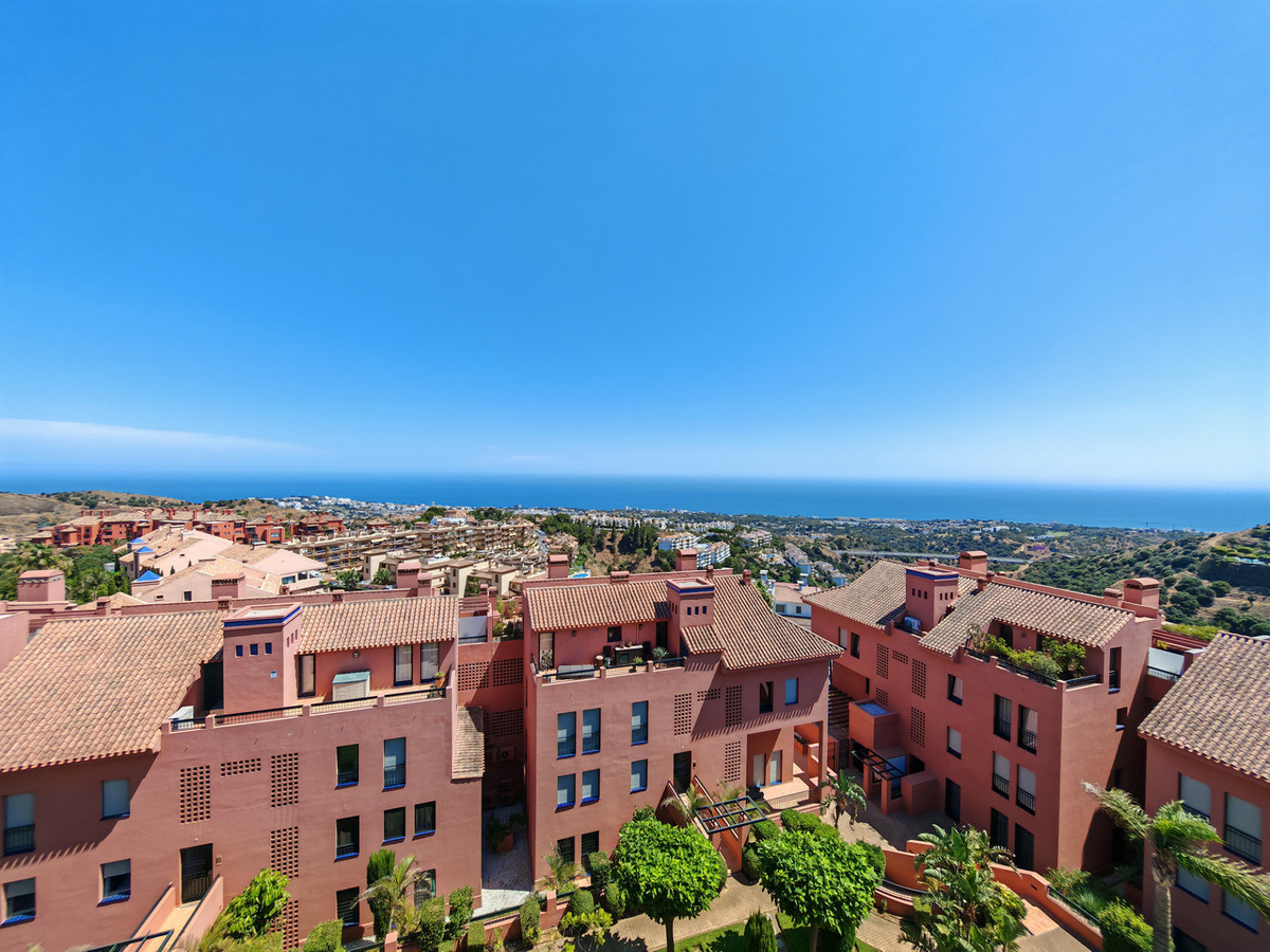 Appartement te koop in Mijas Costa | 4 slaapkamers H5432407