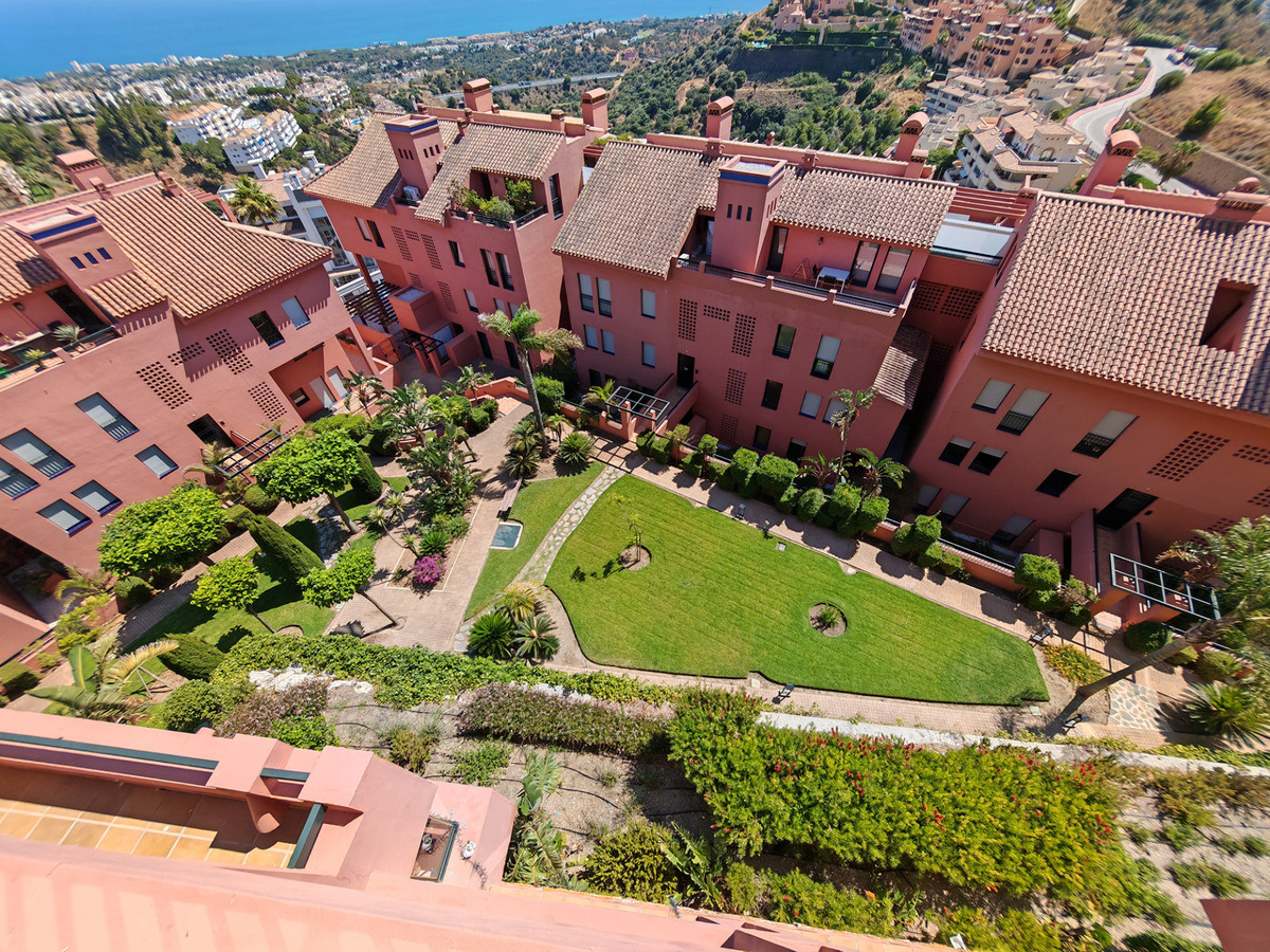 Appartement te koop in Mijas Costa | 4 slaapkamers H5432407