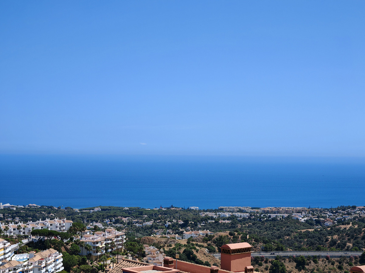 Appartement te koop in Mijas Costa | 4 slaapkamers H5432407