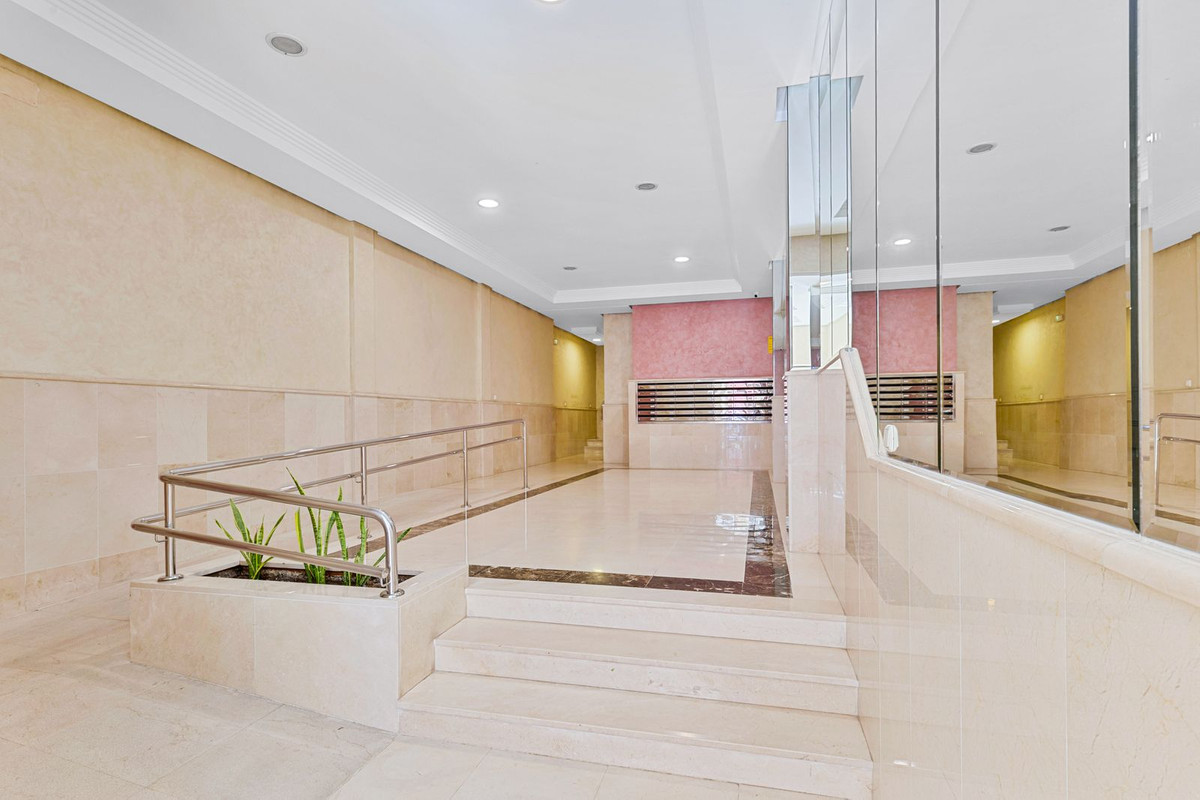 Appartement te koop in Mijas Costa | 2 slaapkamers H5444281