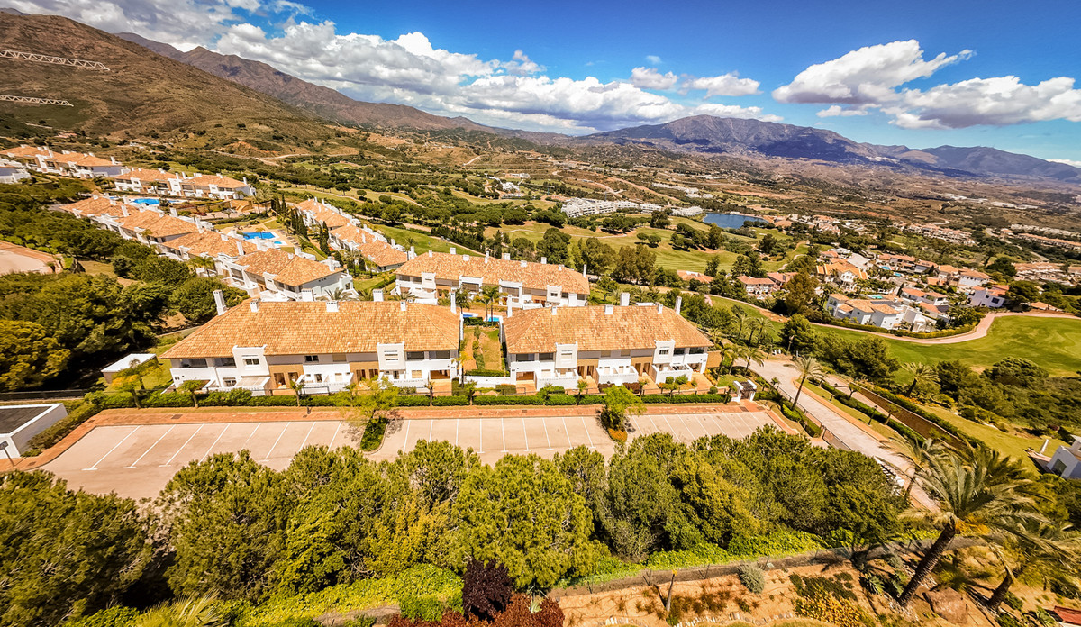 Duplex te koop in Mijas Costa | 3 slaapkamers H5444530
