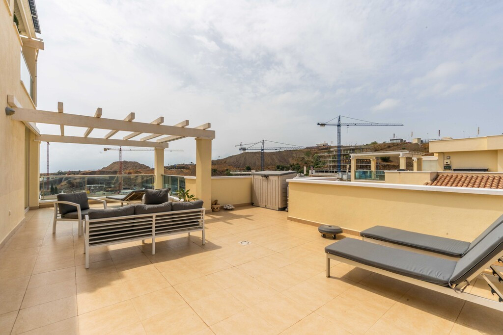 Penthouse te koop in Mijas Costa | 2 slaapkamers H5465554